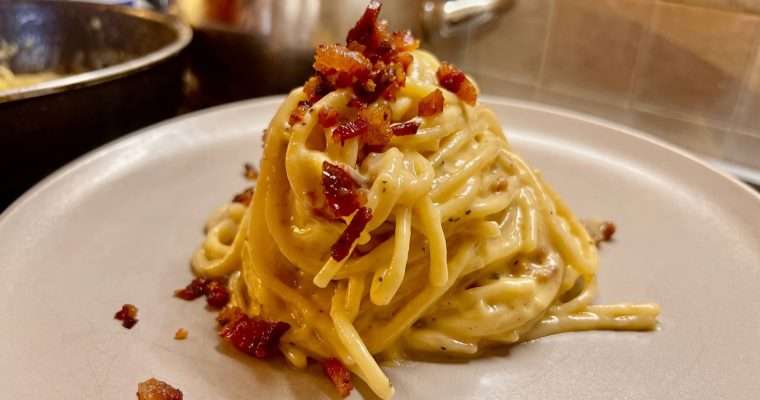 De Enige Echte Italiaanse Pasta Carbonara in 5 Simpele Stappen. Carbonara 760x400