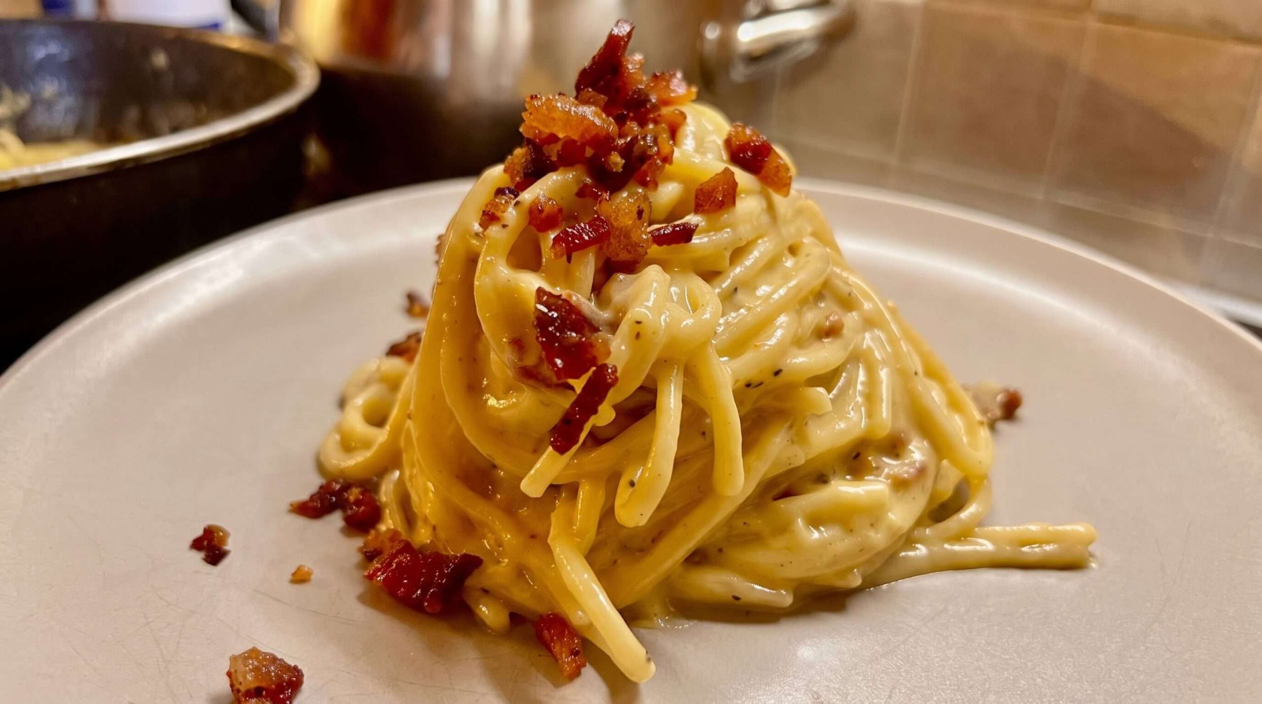De Enige Echte Italiaanse Pasta Carbonara in 5 Simpele Stappen. Carbonara Scaled